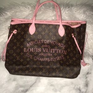 Beautiful, Large Tote!! Great For Summer!!